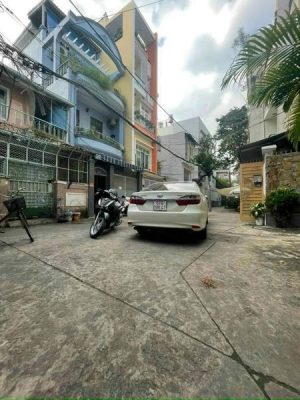 Nhà bán đường Đoàn Thị Điểm