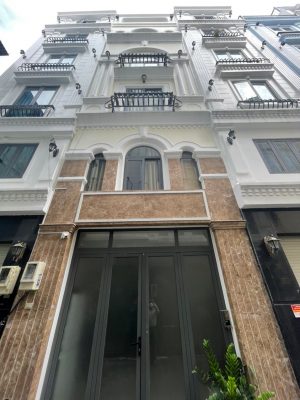 Bán nhà đường Hoàng Văn Thụ